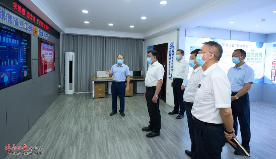 省委书记冯飞：不断增强群团组织吸引力影响力凝聚力战斗力